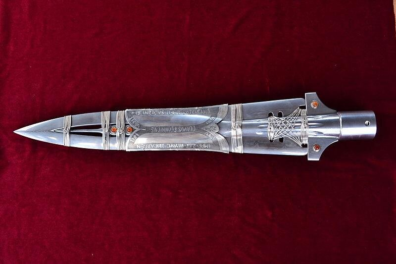 Η αιχμή του υποτιθέμενου δόρυ του Λογγίνου.