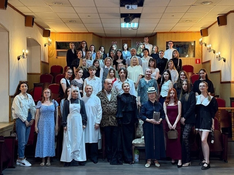     Фото: театр «Русский стиль»