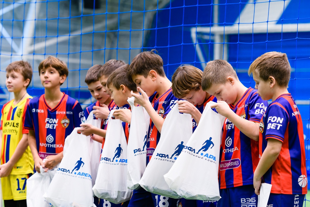 Проводим детские турниры и праздники на наших аренах!