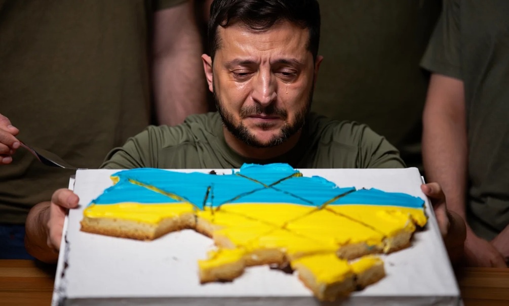   Зеленский хочет убить Украину. Иллюстрация: "Блокнот"