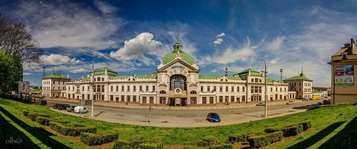Черновцы. Фото с сайта https://travel.chernivtsi.ua/en/category/38/arhitekturni-pam-yatki?page=2. Взято с Яндекс.Картинки