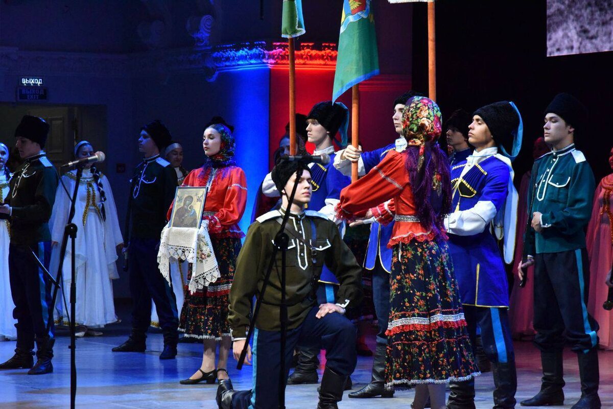     В Оренбурге состоялся епархиальный пасхальный концерт Оренбуржье
📷    В Оренбурге состоялся епархиальный пасхальный концерт Оренбуржье
📷    В Оренбурге состоялся епархиальный пасхальный концерт Оренбуржье
