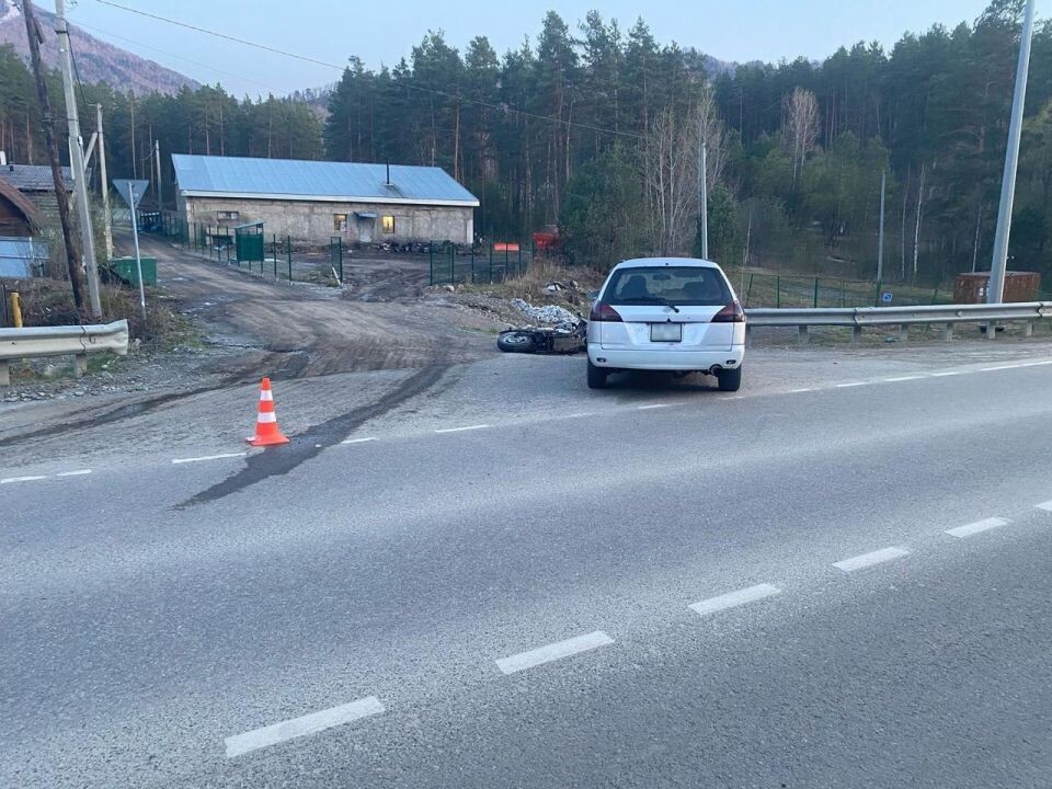    ДТП вблизи села Манжерок. Источник: МВД по Республике Алтай