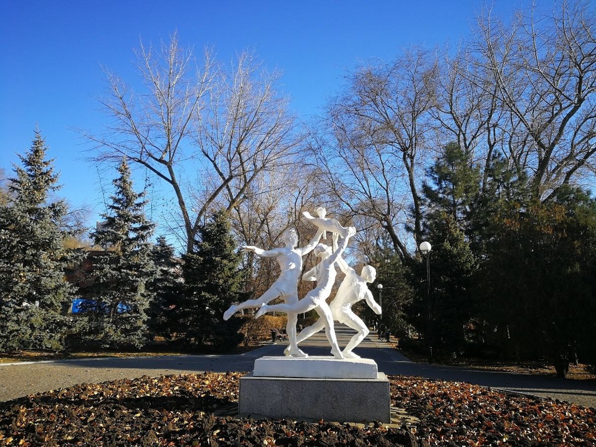 Эх, не чувствует этой пионерской ностальгии современная молодежь... И я не чувствую.