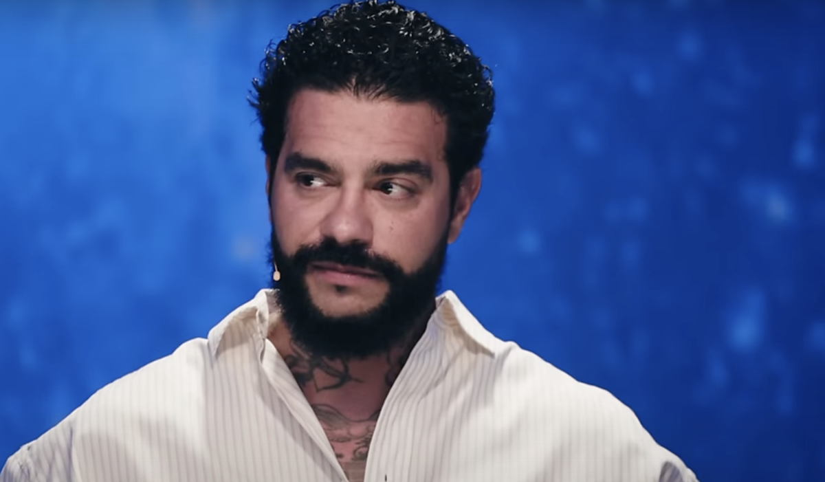    Тимати. Фото: Youtube / @easycom.