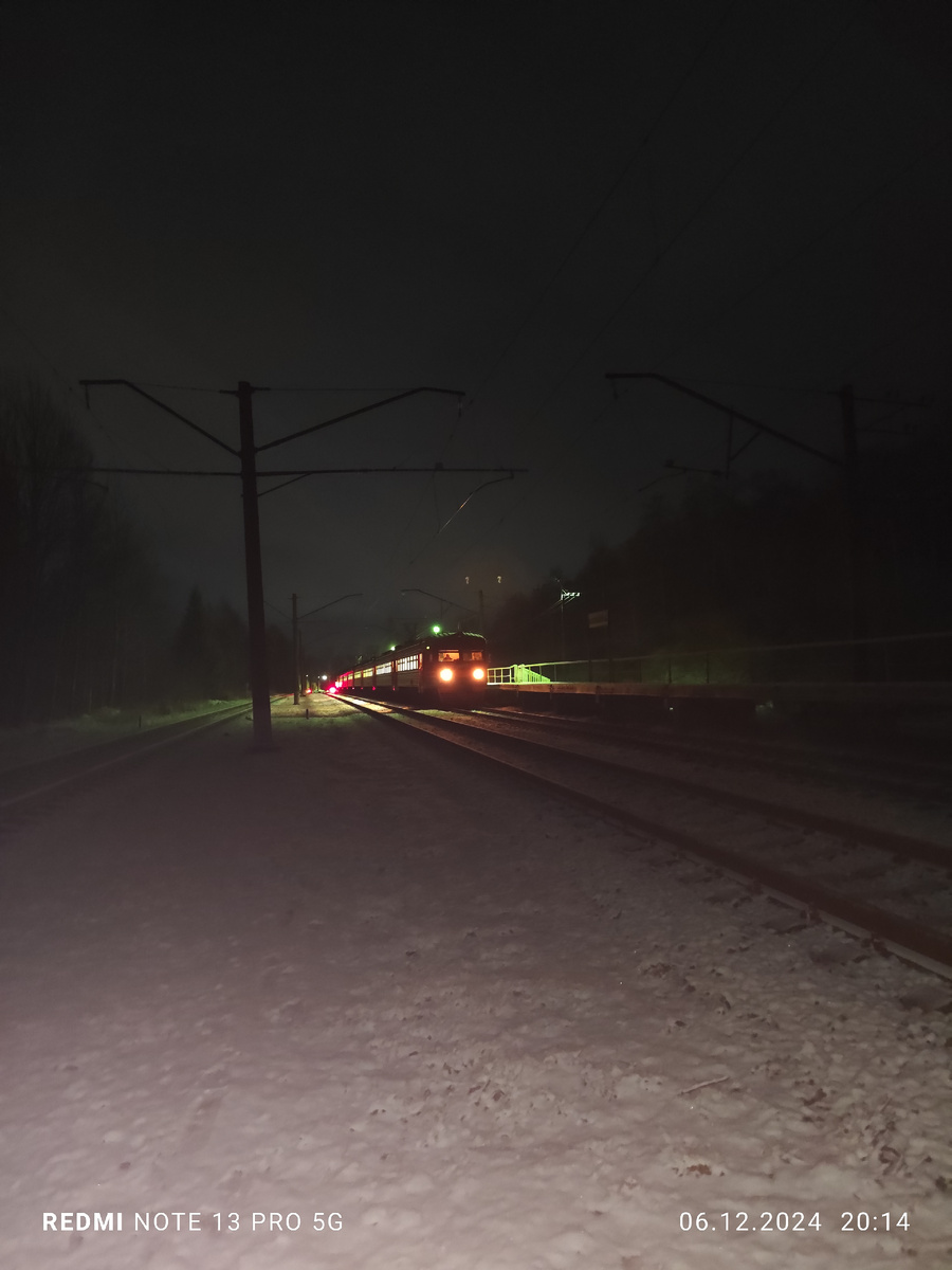 Последняя электричка из города.