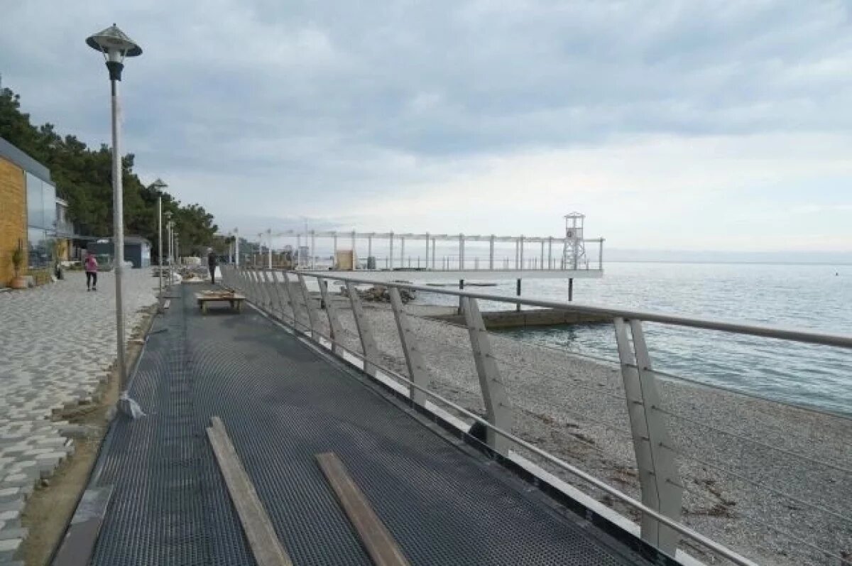    В Ялте готовят пляжи к открытию курортного сезона