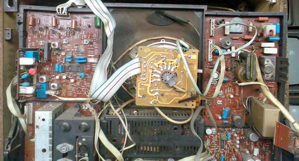 Что чаще всего ломалось в советских телевизорах? Вспоминаем