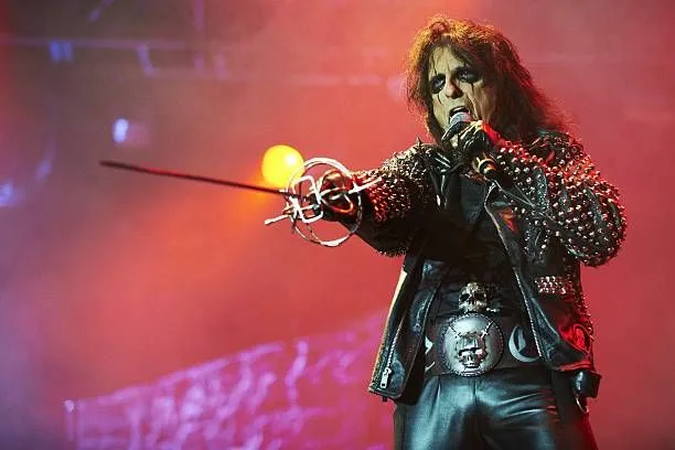 Alice Cooper / in.pinterest.com