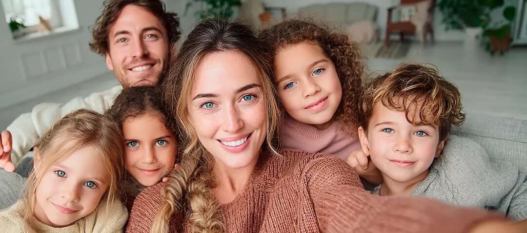 Выплаты и льготы многодетным семьям в 2025 году