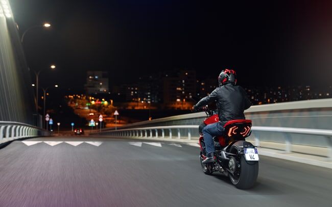 фото Ducati Diavel V4