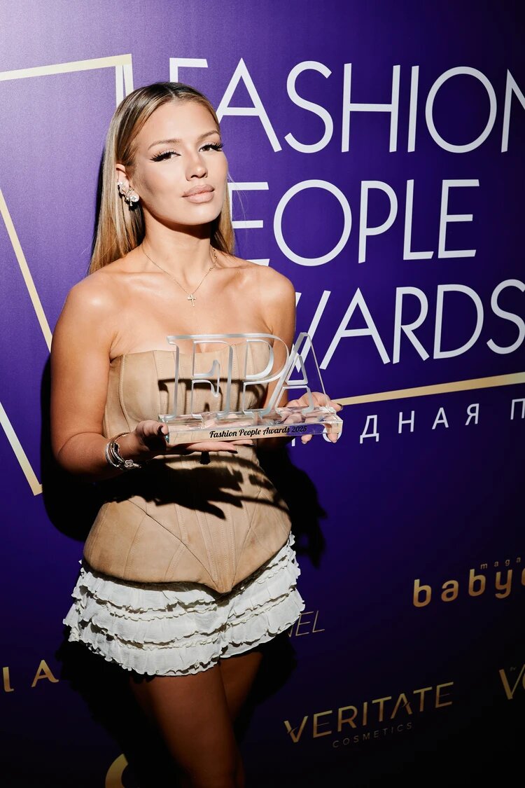 Люся Чеботина