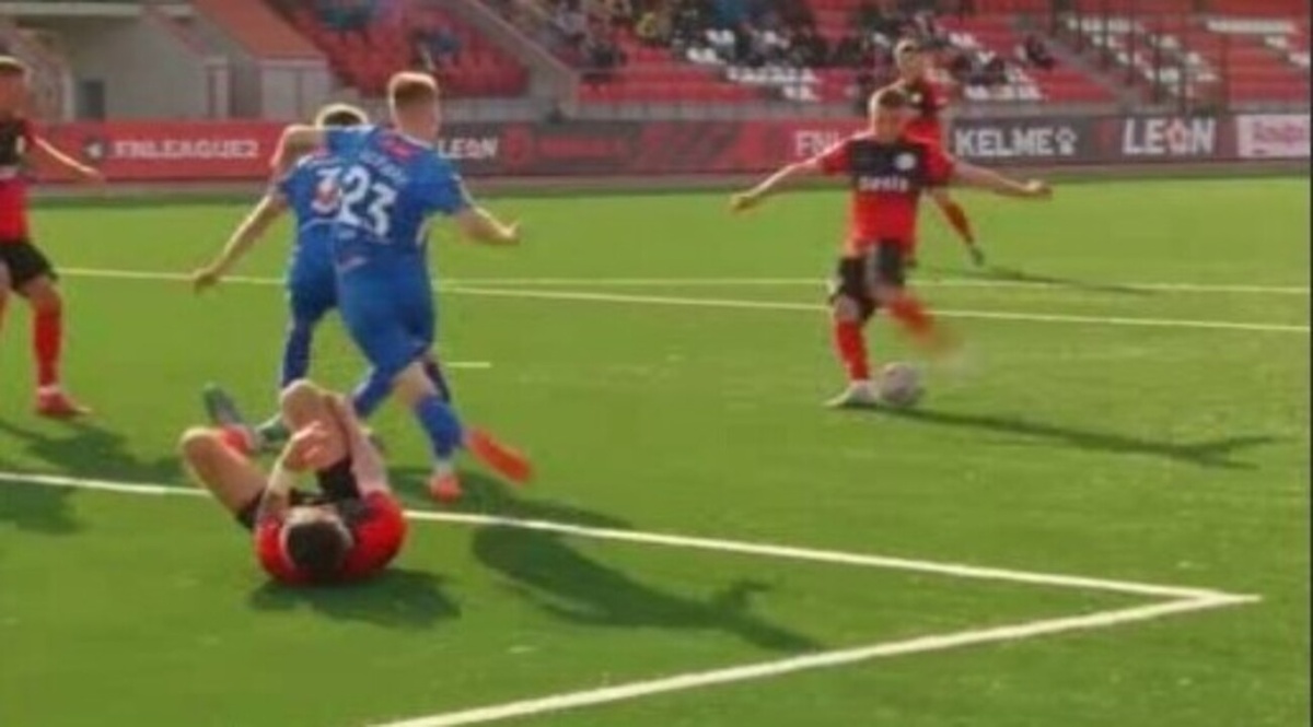    Курский "Авангард" начал второй круг выездным матчем в Таганроге