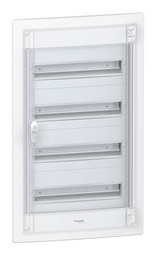 PRAGMA 4x18 модулей встраиваемый щит. диапазон: Pragma - тип устройства или его аксессуаров: шкаф - тип шкафа: распределительный шкаф - высота: 780 мм стена, 810 мм снаружи - глубина: 86 мм стена, 43 мм снаружи - класс электрической изоляции: двойная изоляция, класс II - оборудование в комплекте: комплект для маркировки ( 1 ), фальш-панель закрывающая ( 1 ), блок клемм ( 2 ), ярлык с обозначением ( 1 ) - тип передней крышки: по требованиям заказчика, прозрачный. Преимущества: - Новая серия Pragma сочетает в себе удобство установки, отличный внешний вид и надежность эксплуатации., Представляет собой комплексное решение, полностью совместимое с продукцией марки Schneider Electric., Воплощает особую простоту установки и универсальность применения.... применения: - Предприятия сферы услуг и жилые помещения высокого класса..