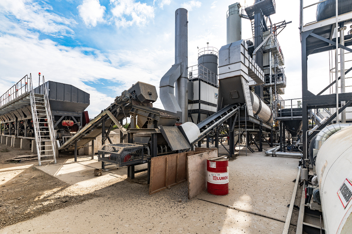 Ключевые меры по обеспечению безопасности труда на асфальтобетонном заводе