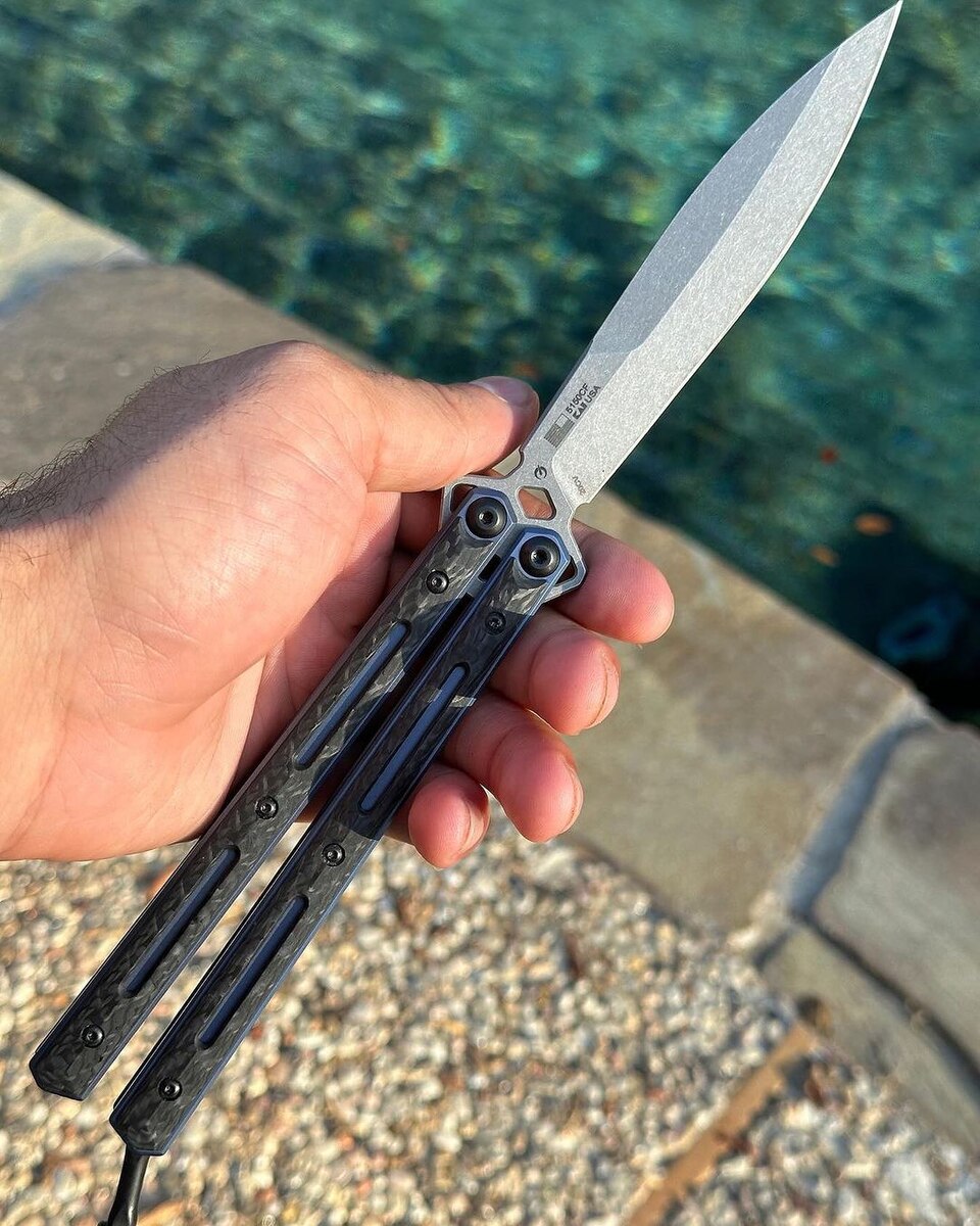 Нож-бабочка KERSHAW Lucha с длиной клинка 117 мм