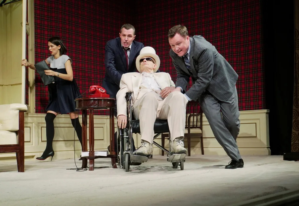 Купить билеты на спектакль номер 13Д в МХАТе