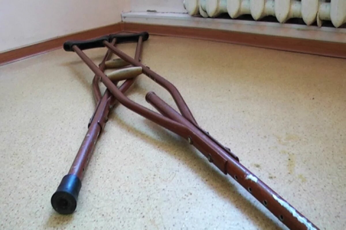    Саратовец избил жену до смерти костылем в подъезде