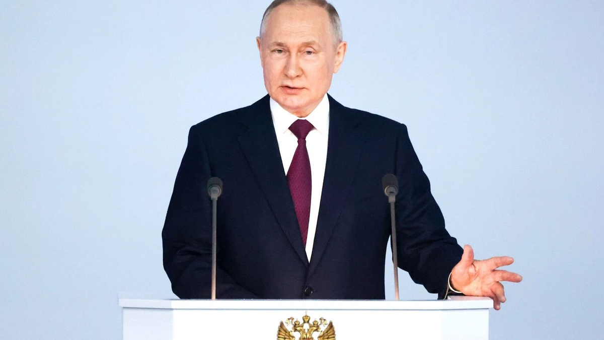 От 30 часов к трем суткам: Владимир Путин объявил перемирие в дни празднования годовщины Победы. Фото: Kremlin.ru