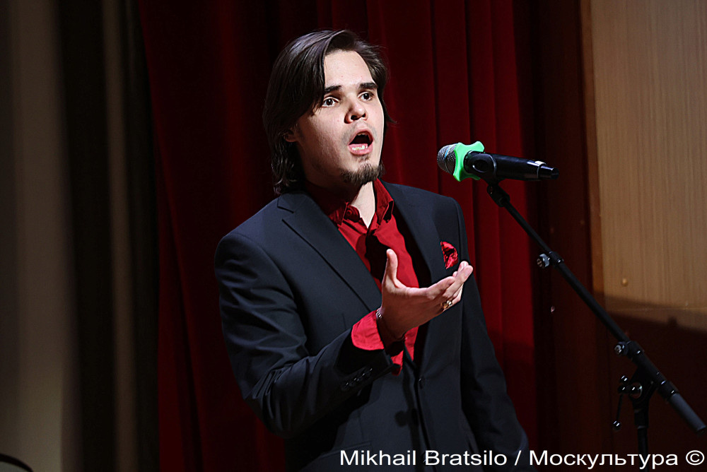 Михаил Крылов
