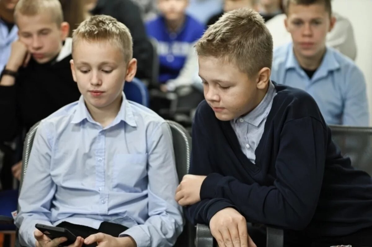    В 2025 году «Билет в будущее» получат 3000 школьников Псковской области