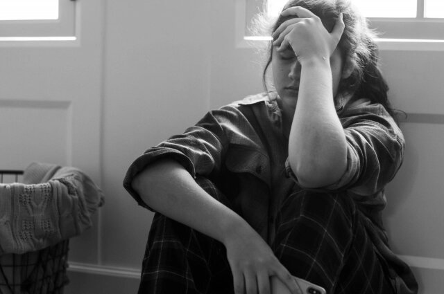    Три года в отношениях были спокойными, но с каждым разом Евгение становилось тяжело переживать ссоры. Фото: ru.freepik.com