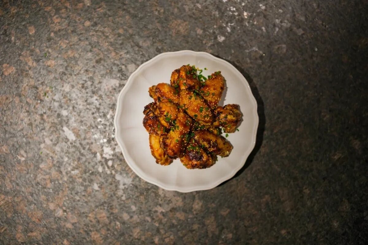    Хрустящие и острые.