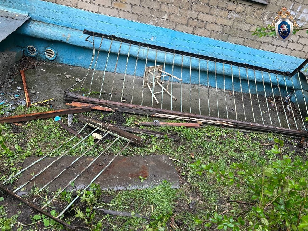 Балкон обрушился во время работ.  Фото: Фото предоставлены Следственным комитетом по Челябинской области