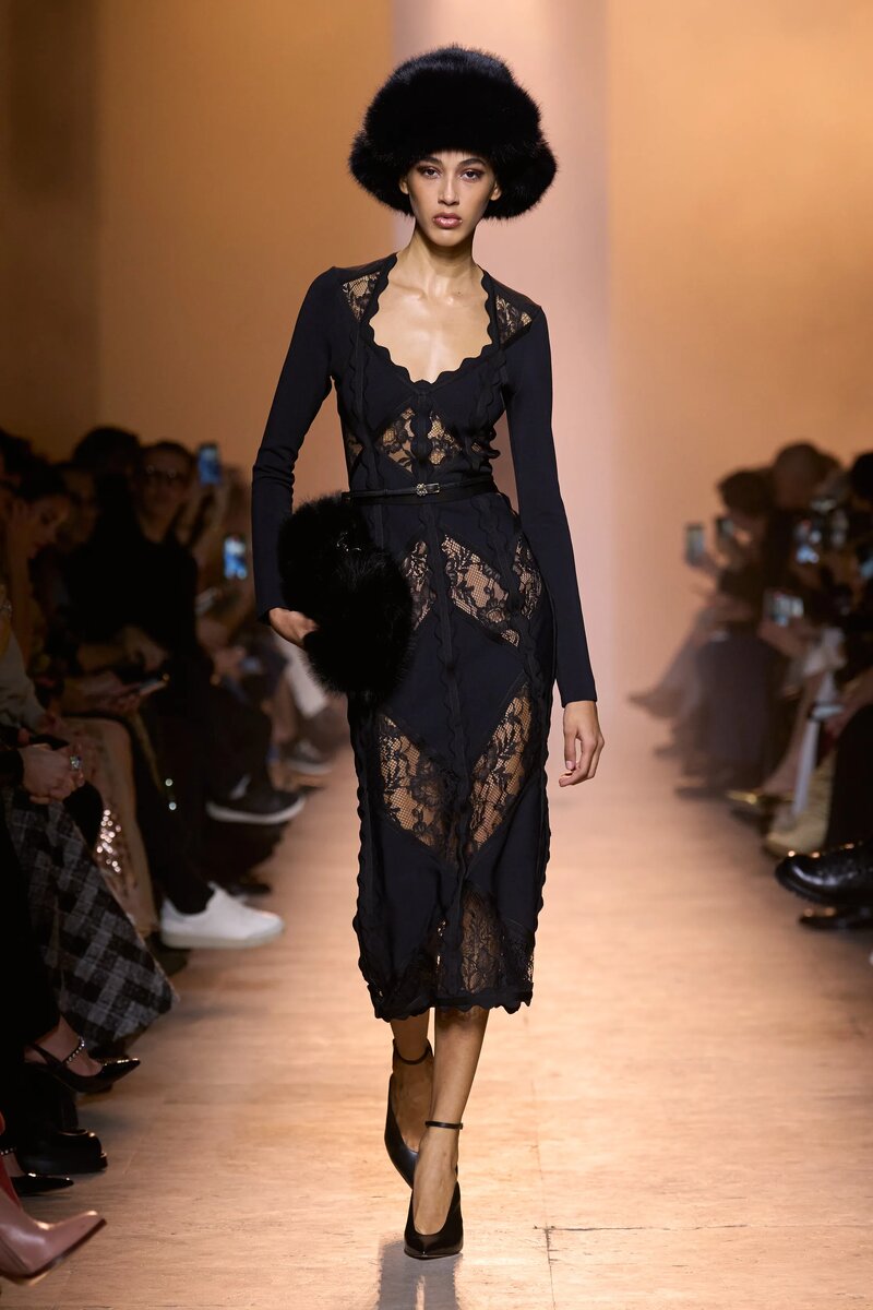 Elie Saab Fall 2025 Ready-To-Wear