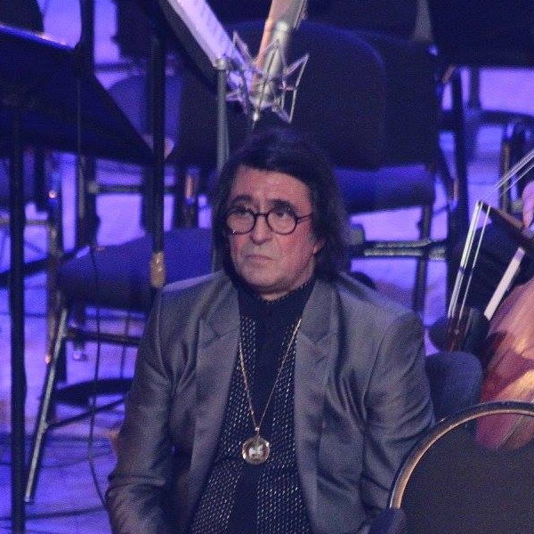     Юрий Башмет лишён литовского ордена