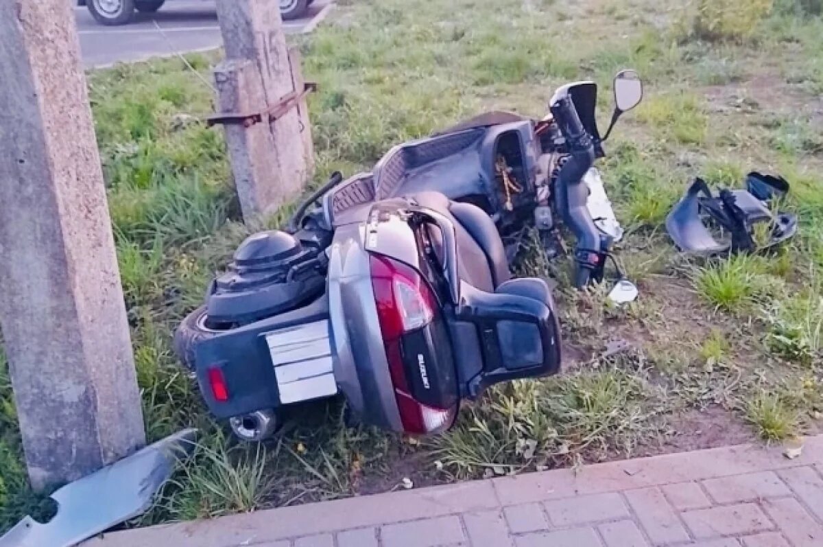    Мотоциклист на Suzuki столкнулся с автомобилем в брянских Клинцах