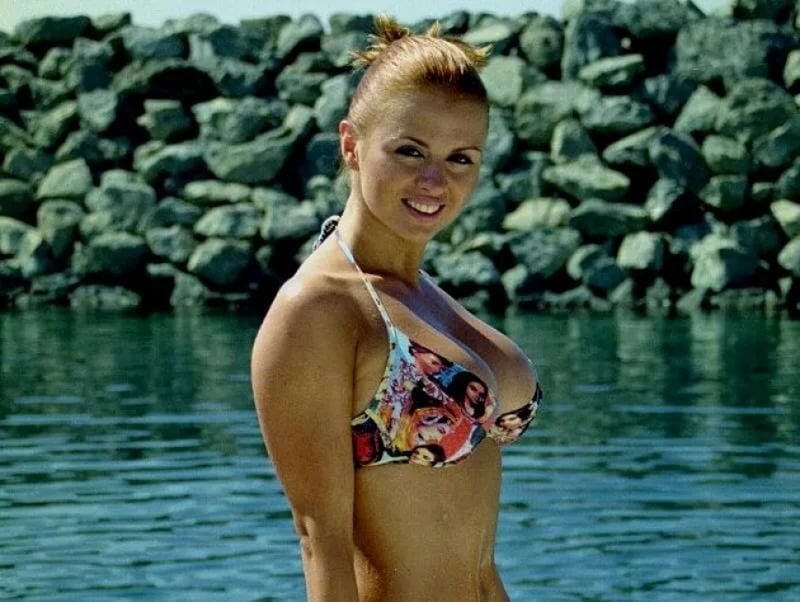 Анна Семенович