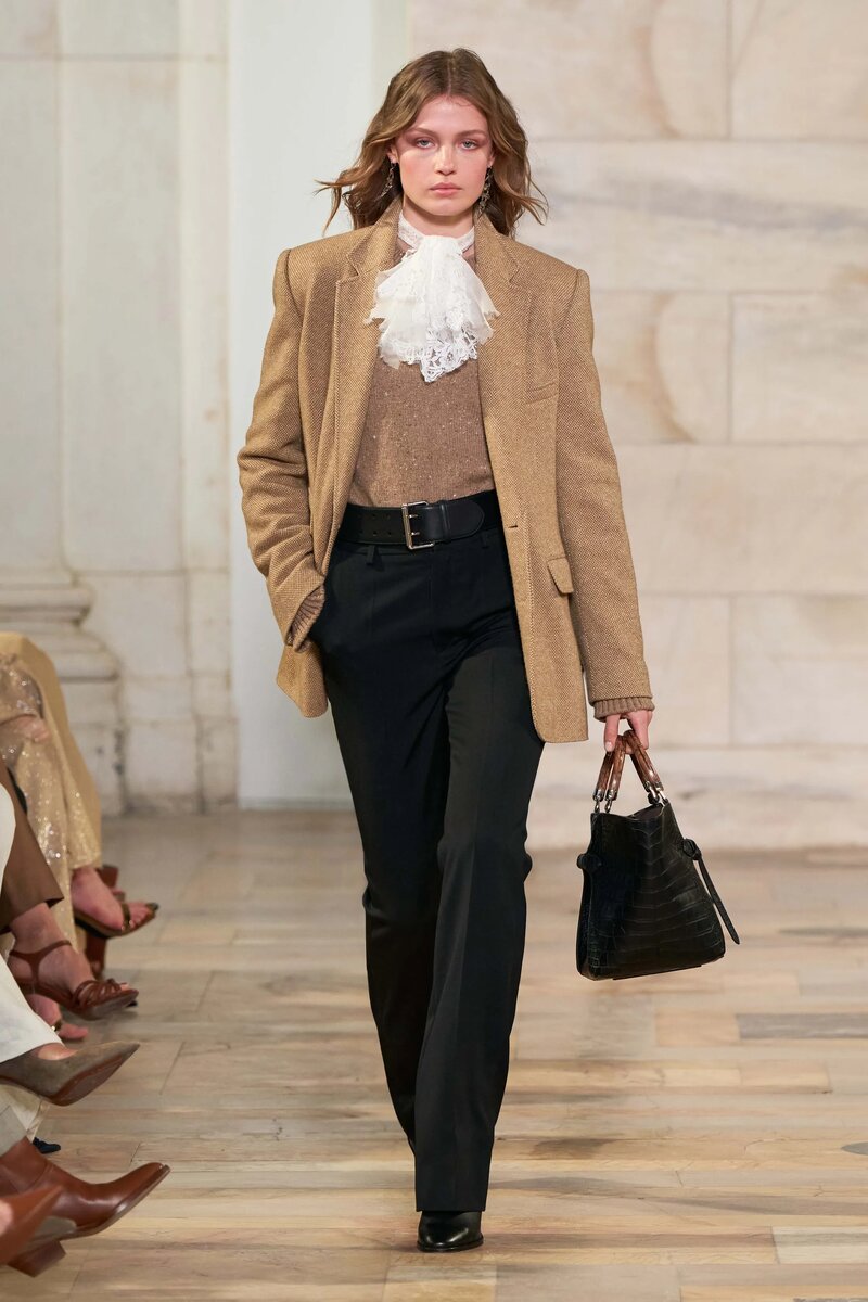 Ralph Lauren Fall 2025 Ready-To-Wear