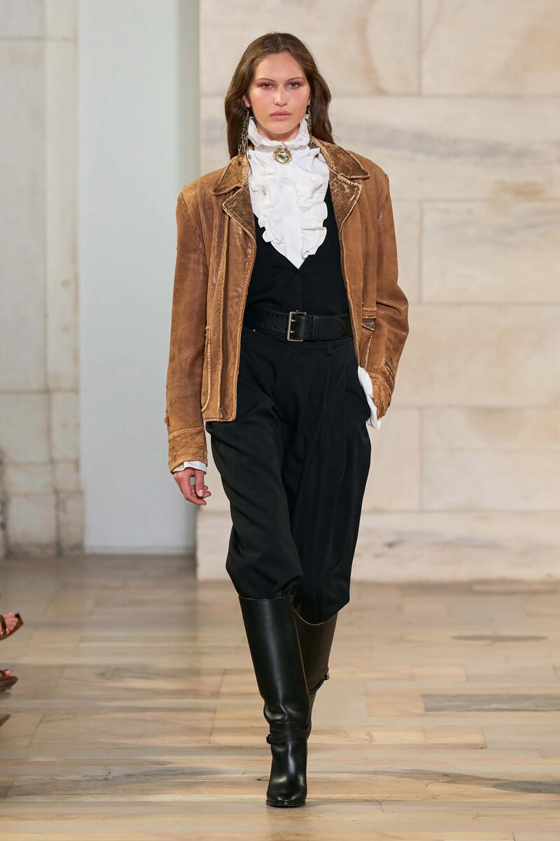 Ralph Lauren Fall 2025 Ready-To-Wear