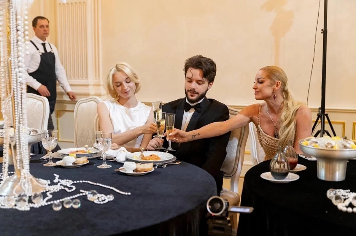    Анастасия Волочкова, Ариадна Волочкова, Никита Григорян.