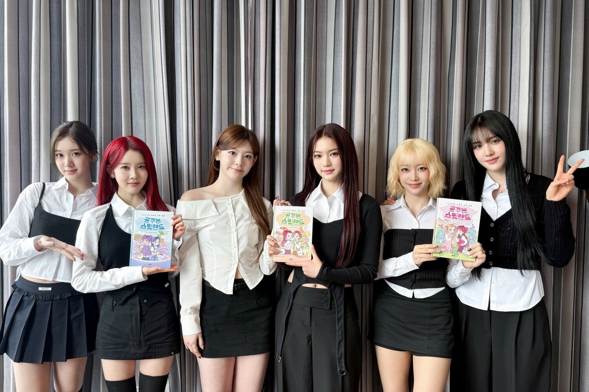     От музыки к литературе: STAYC выпустили собственную серию сказок