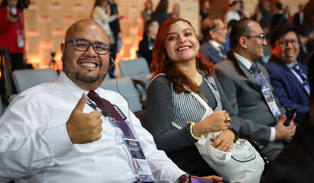     / Национальный центр «Россия»