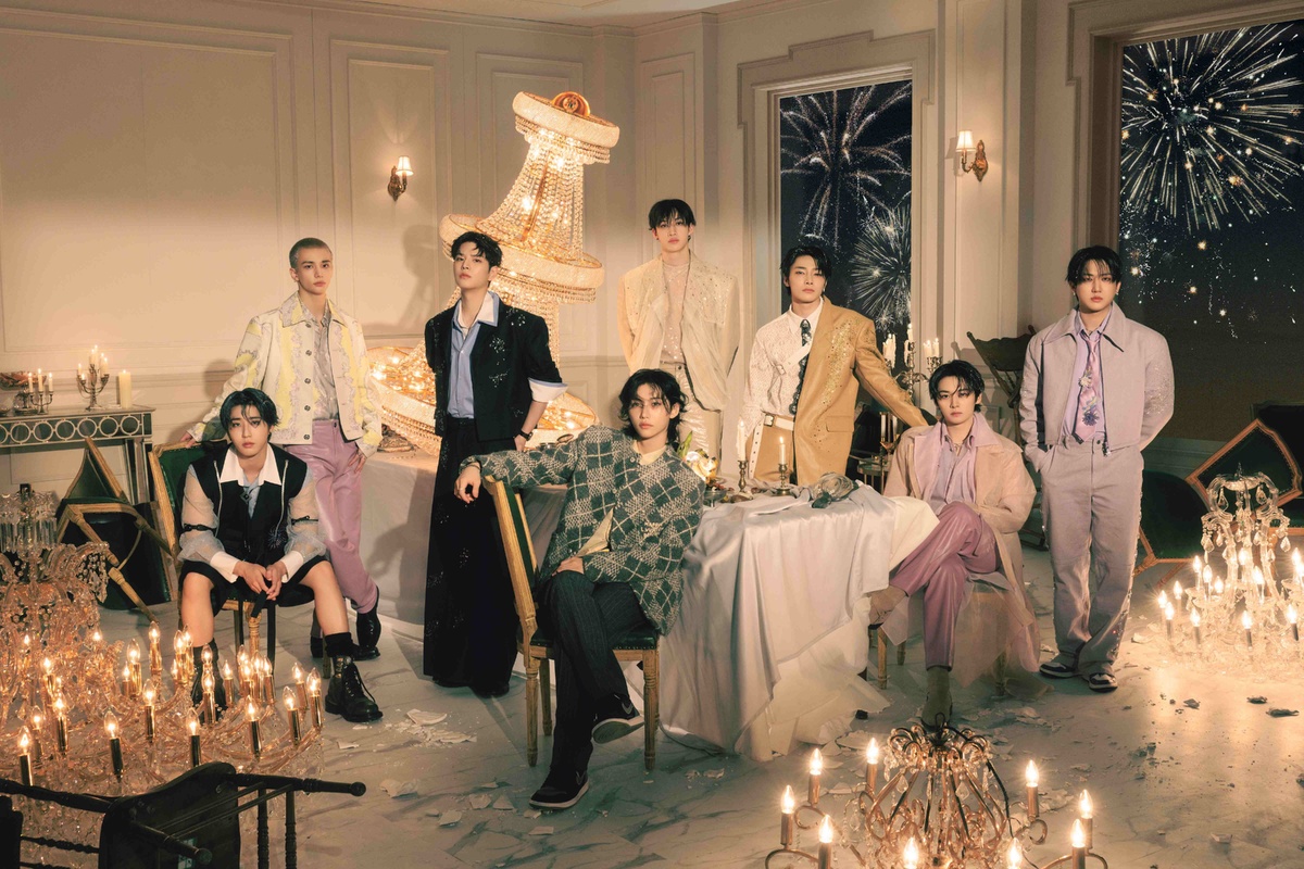     Stray Kids раскрыли подробности альбома Hollow: треклист и концепт-фото