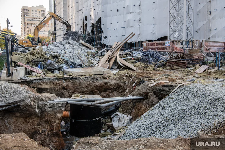 Часть улиц начали ремонтировать с начала 2025 года
Фото: Илья Московец © URA.RU