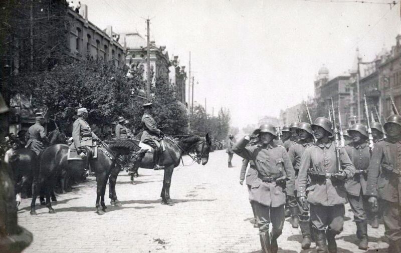 Немцы в Таганроге, 1918 год.
