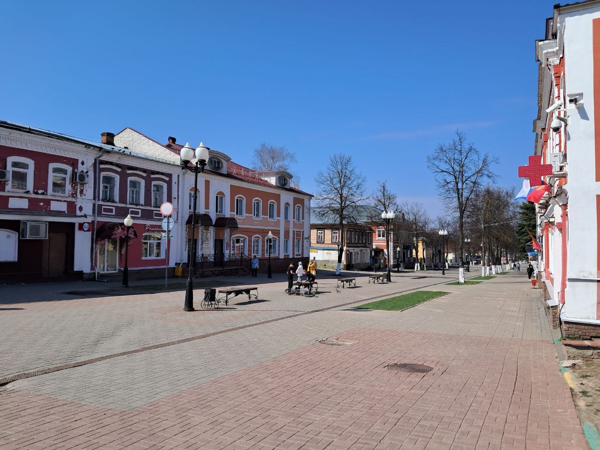 Фото автора Телеграмм - канала «Городские открытки»: https://t.me/city_postcard