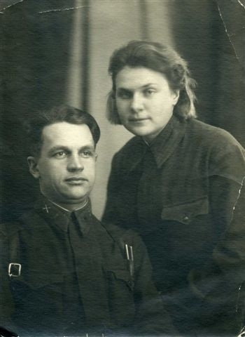 Михаил Иванович Полещук и Наталья Евгеньевна Яновская (1941-1942)