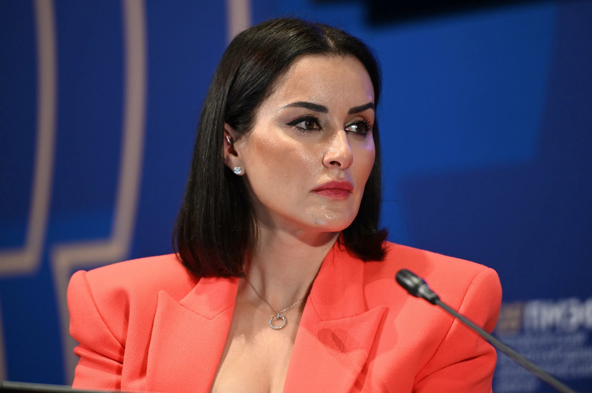 Тина Канделаки