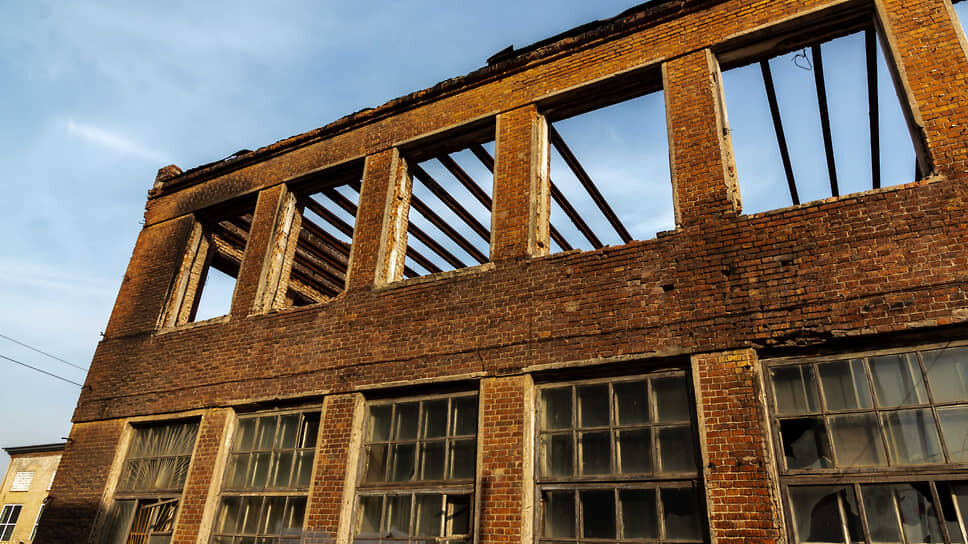 Ни один из многочисленных планов развития площадки ВЭКС пока не реализован.📷Фото: Константин Франовский / Коммерсантъ