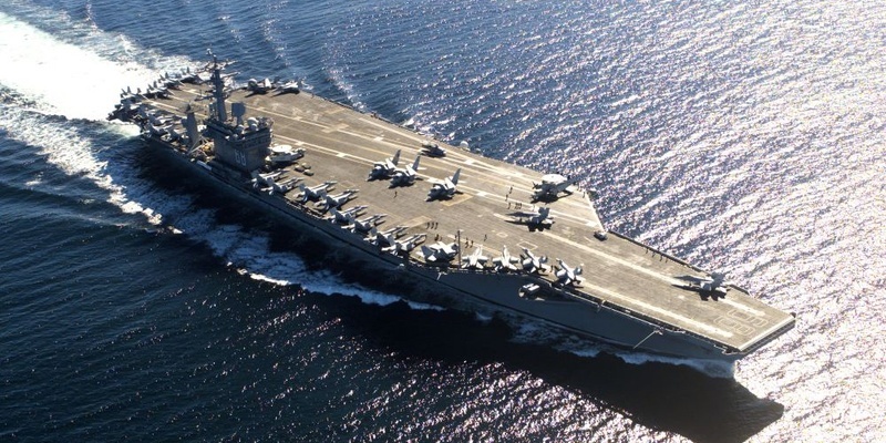 авианосец.  фото: картинки яндекса.