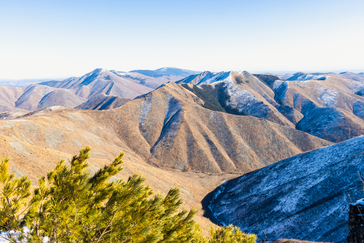 хребет Джаки-Унахта-Якбыяна (Сихотэ-Алинь)