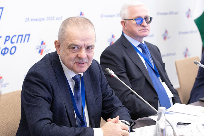    Андрей Грачев и Александр Шохин. Фото Михаила Перикова из архива «Континента Сибирь»