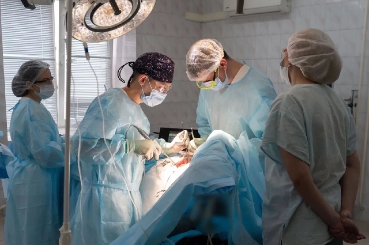    Хирурги в Кузбассе спасли пенсионера, удалив ему правое лёгкое