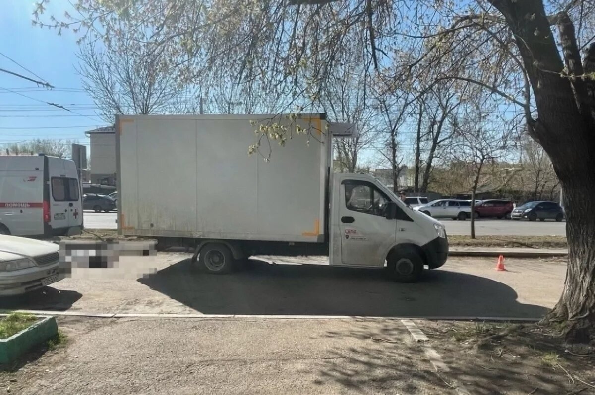    В Красноярске пенсионерка погибла под колесами «Газели»