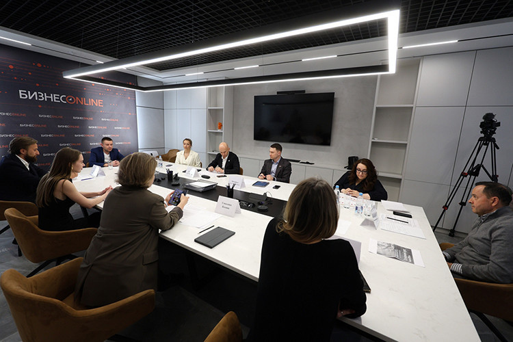    Редакция «БИЗНЕС Online» второй раз собирает ведущих представителей туриндустрии зафиксировать сегодняшние вызовы и наметить главные направления развития.   
Фото: Андрей Титов